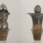 Flaschenverschüsse aus Zinn, Flaschenverschluss Ritter, filigrane Arbeit,  Bottle Stopper, tin